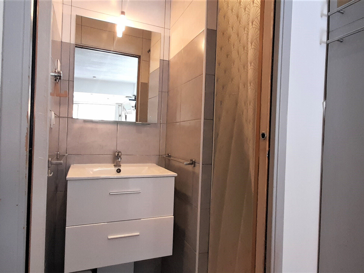 Studio climatisé 2 pers. avec terrasse à Cap d'Agde - Photo 7