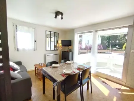 T2 4 pers. Saint-Lary-Soulan, balcon sud-ouest, parking : photo 2