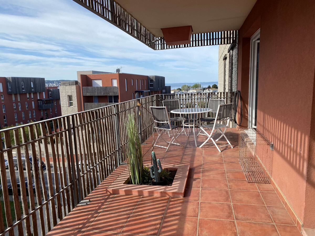 T2 Balaruc-les-Bains avec terrasse sud-est et parking - Photo 1