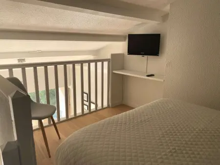 T1 Mezzanine Climatisé avec Parking et Wifi à Balaruc-les-Bains - Photo 9