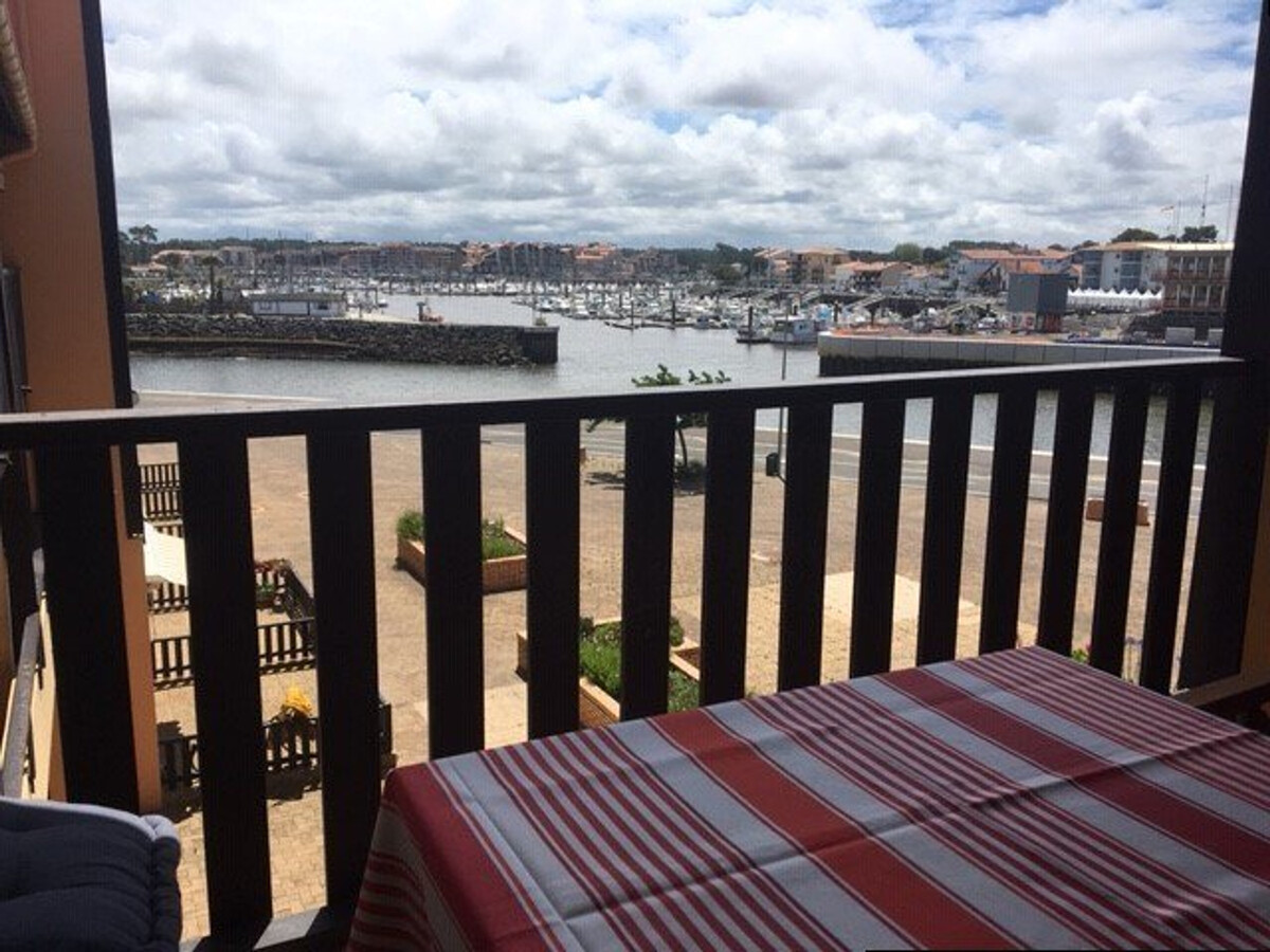 Duplex avec piscine, parking et vue port à Capbreton - Photo 3