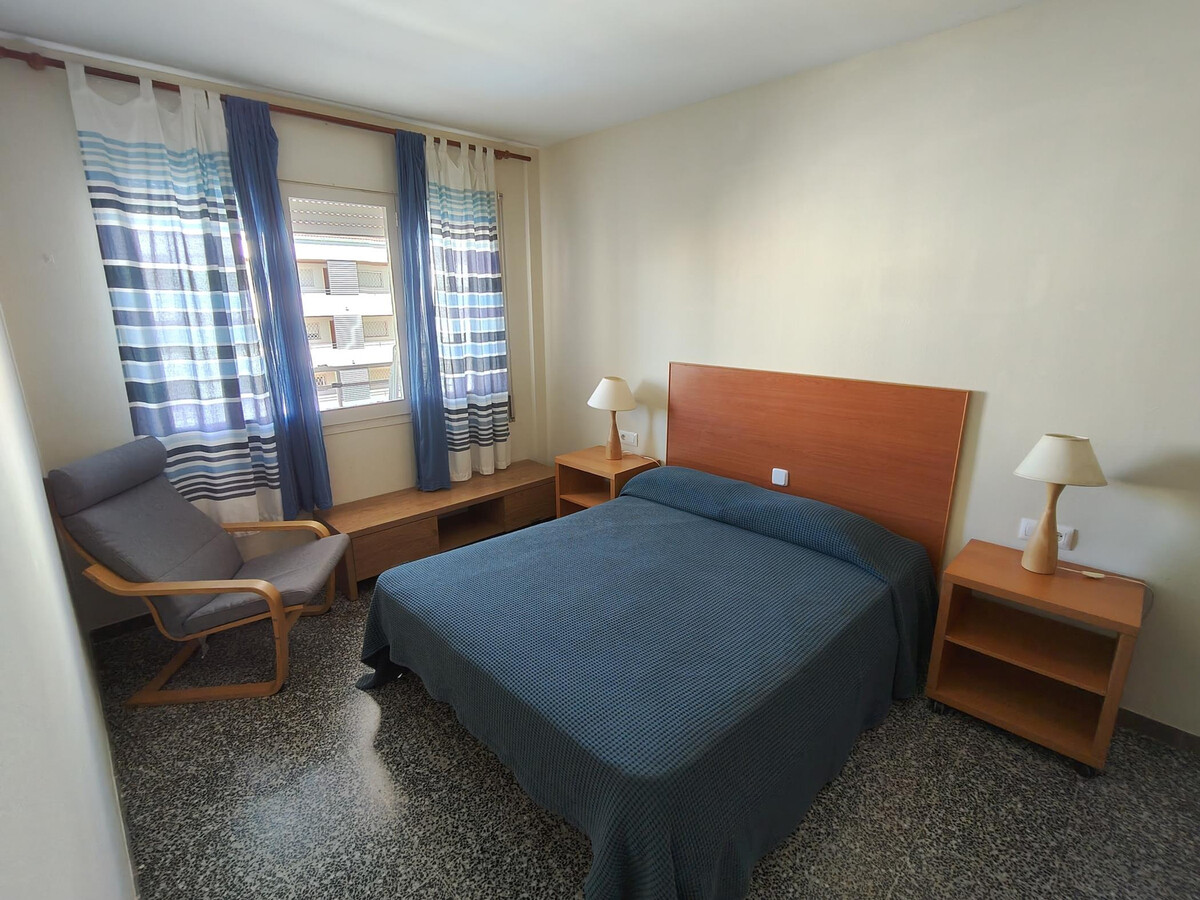 Appartement face à la mer, 2 chambres, balcon à Torredembarra - Photo 3