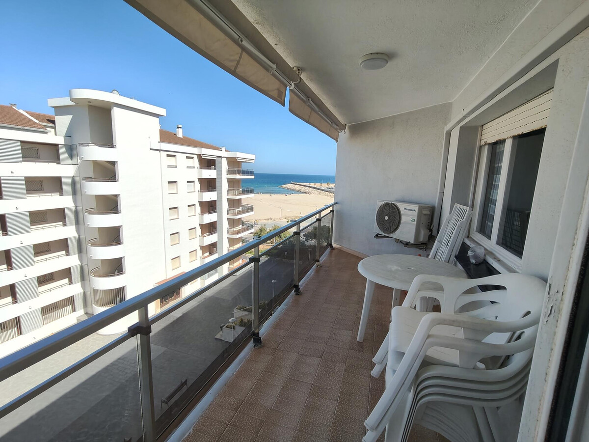 Appartement face à la mer, 2 chambres, balcon à Torredembarra - Photo 7