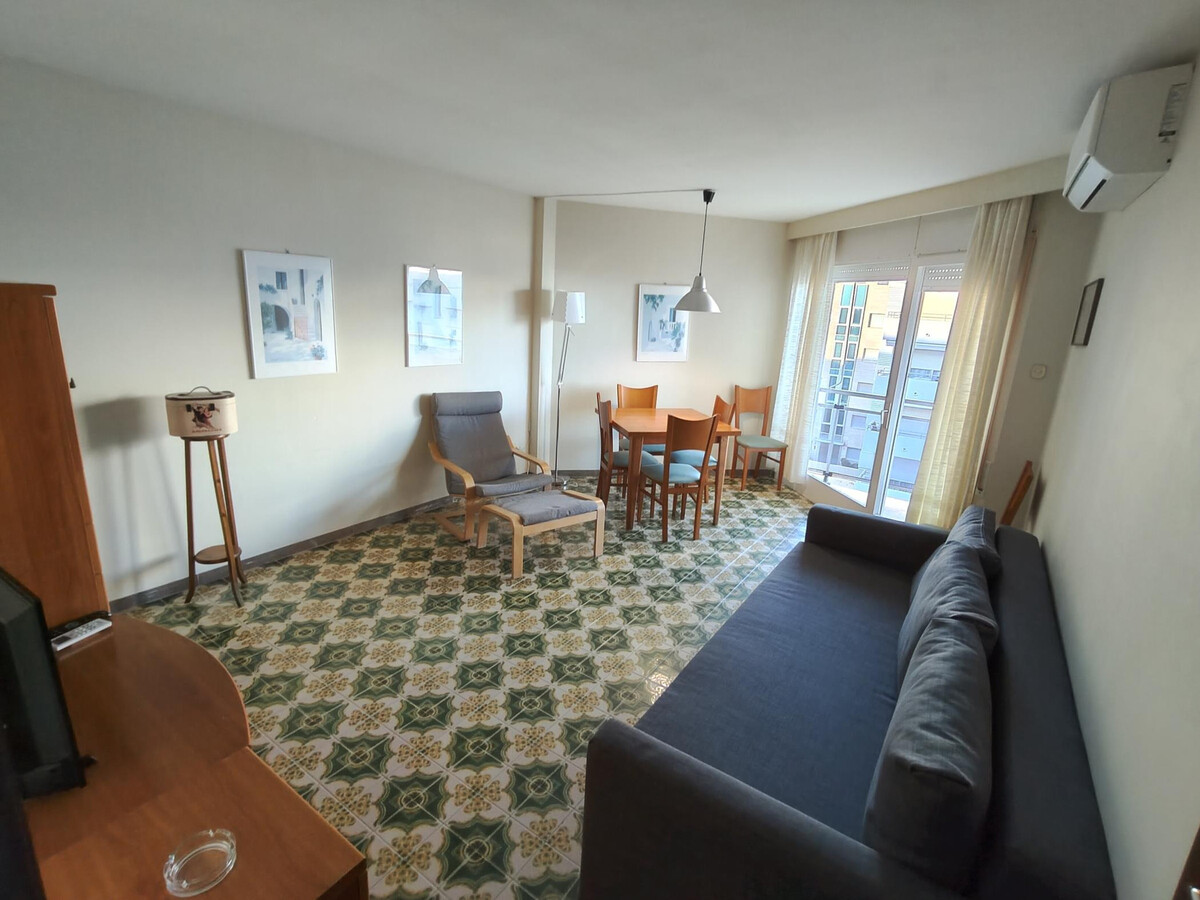 Appartement face à la mer, 2 chambres, balcon à Torredembarra - Photo 13