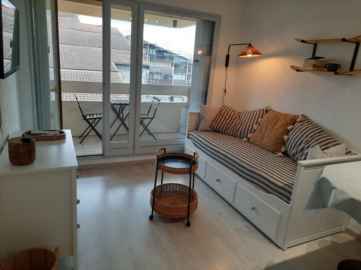 Studio rénové Seignosse, balcon sud, 300m plage - Photo 5