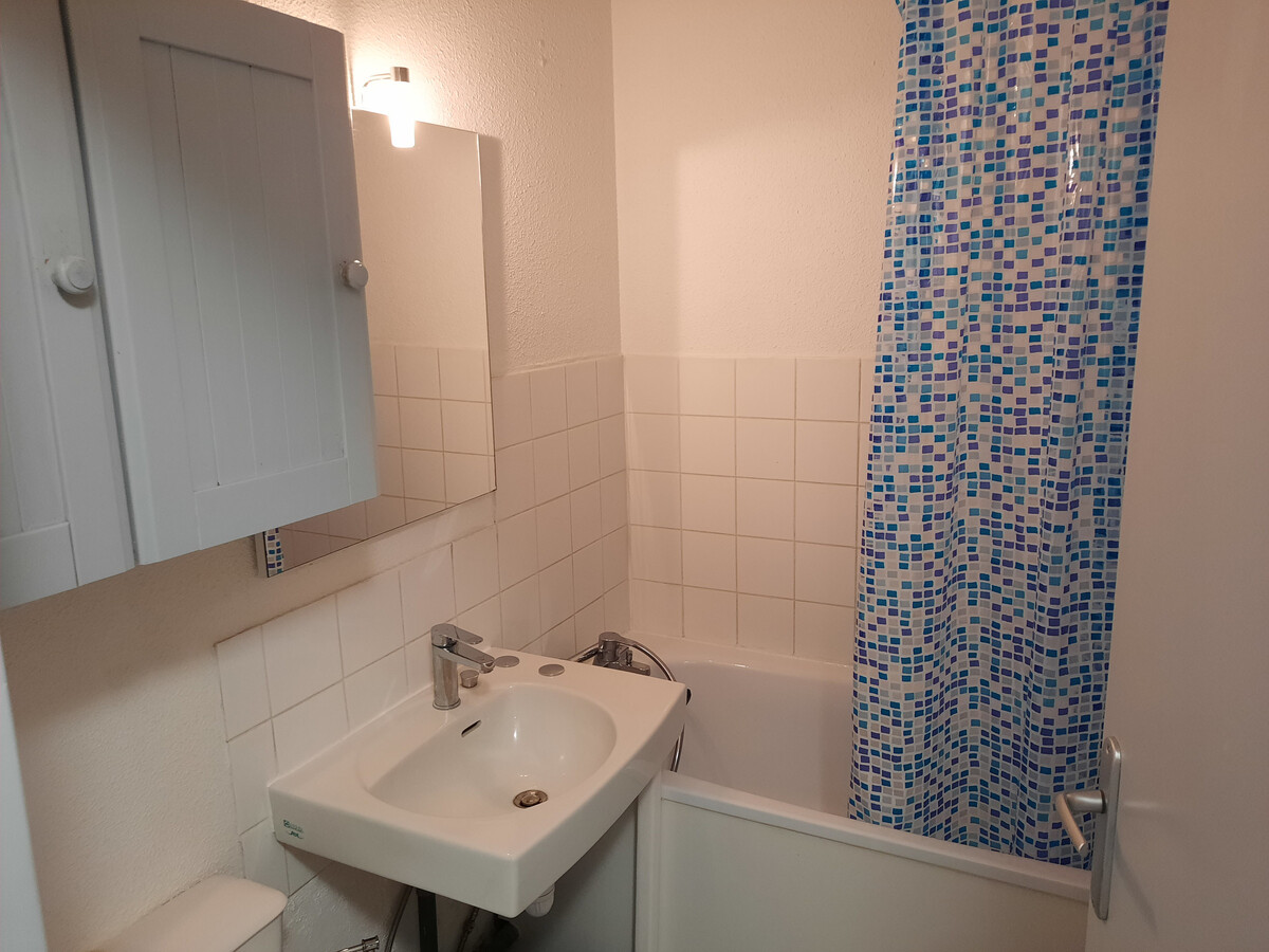 Studio rénové Seignosse, balcon sud, 300m plage - Photo 9
