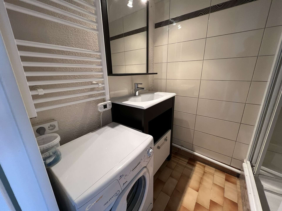 Studio cabine 4 pers. parking privé à 100m plage - Photo 10