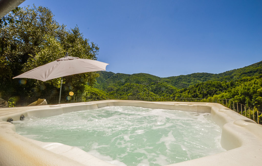 Appartement 4 pers. en maison du 14ème siècle avec piscine - Photo 1