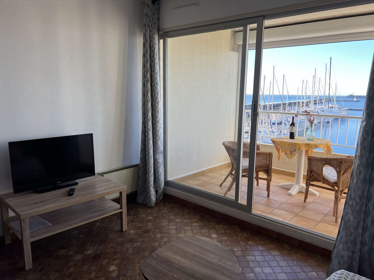 Studio cabine au Cap d'Agde, vue port, 100m plage - Photo 6