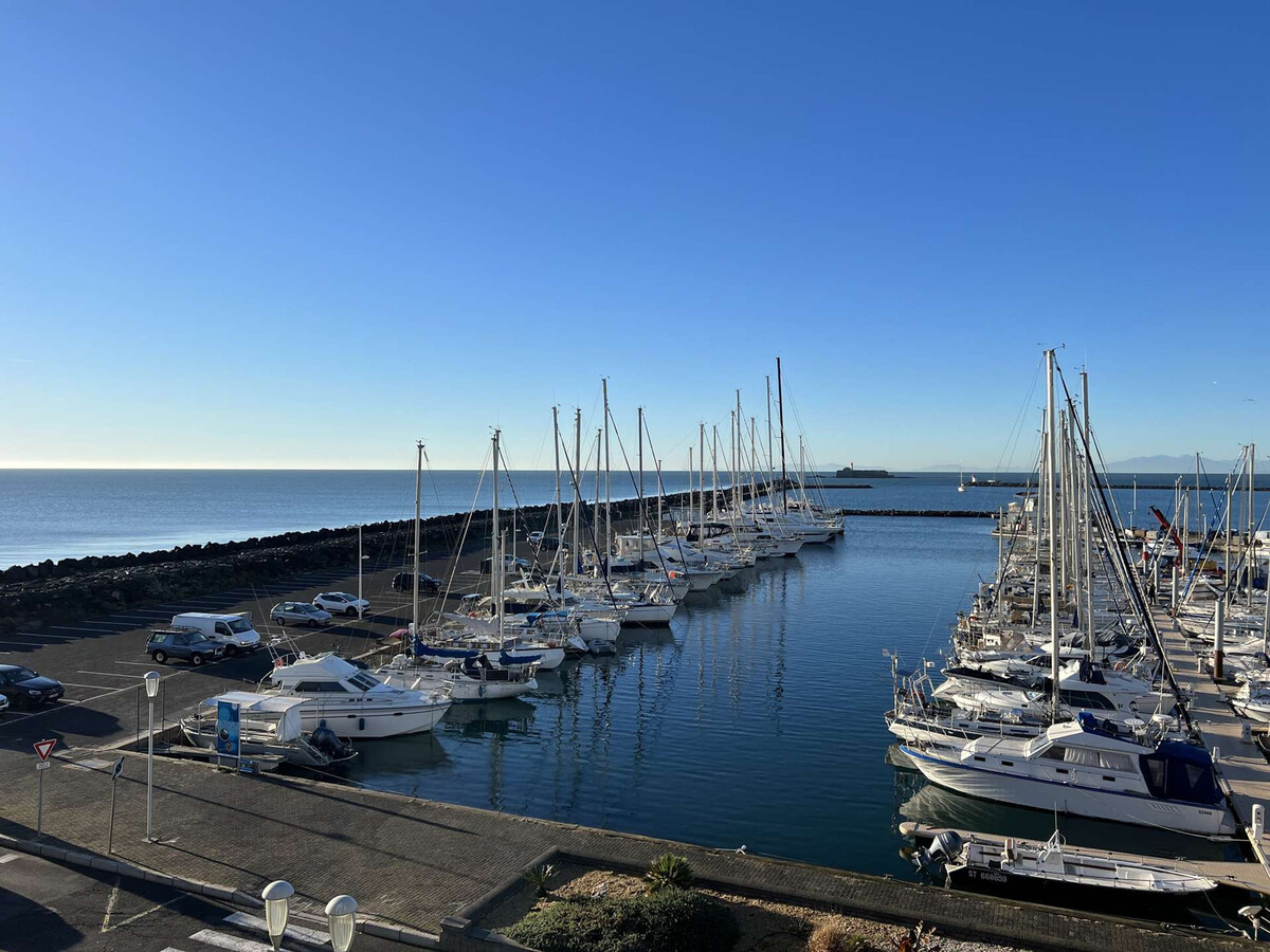 Studio cabine au Cap d'Agde, vue port, 100m plage - Photo 15