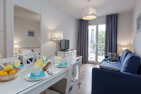 Location appartement à Hourtin, Séjour au bord du lac avec terrasse