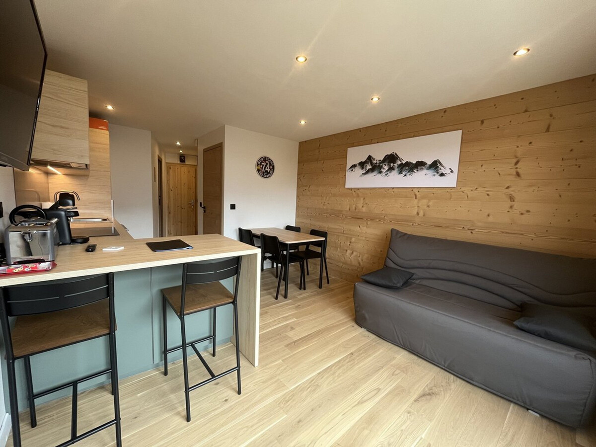 Studio-Cabine 4 pers aux Carroz, balcon ouest, 600m pistes - Photo 1