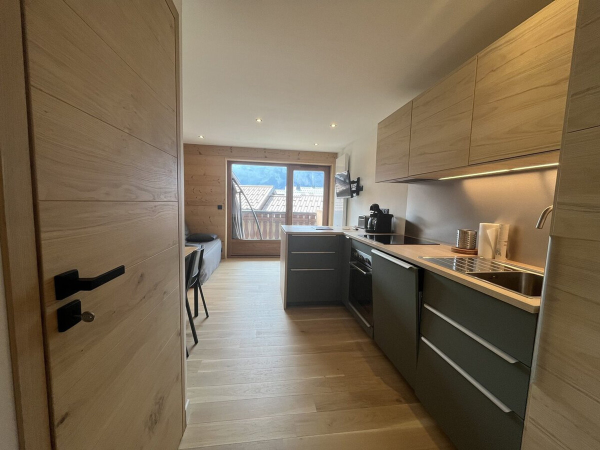 Studio-Cabine 4 pers aux Carroz, balcon ouest, 600m pistes - Photo 2