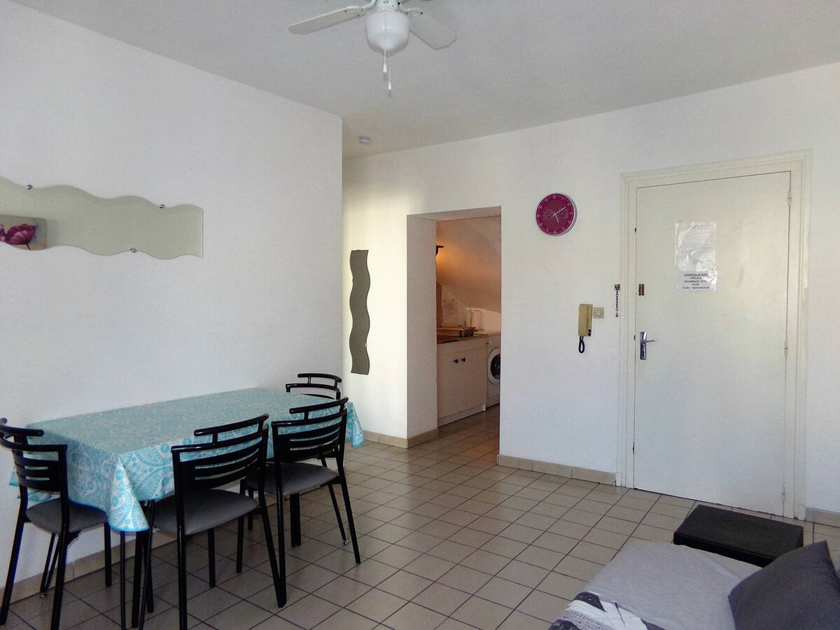 F2 38 m² avec ascenseur, wifi et lave-linge à Amélie-les-Bains - Photo 4