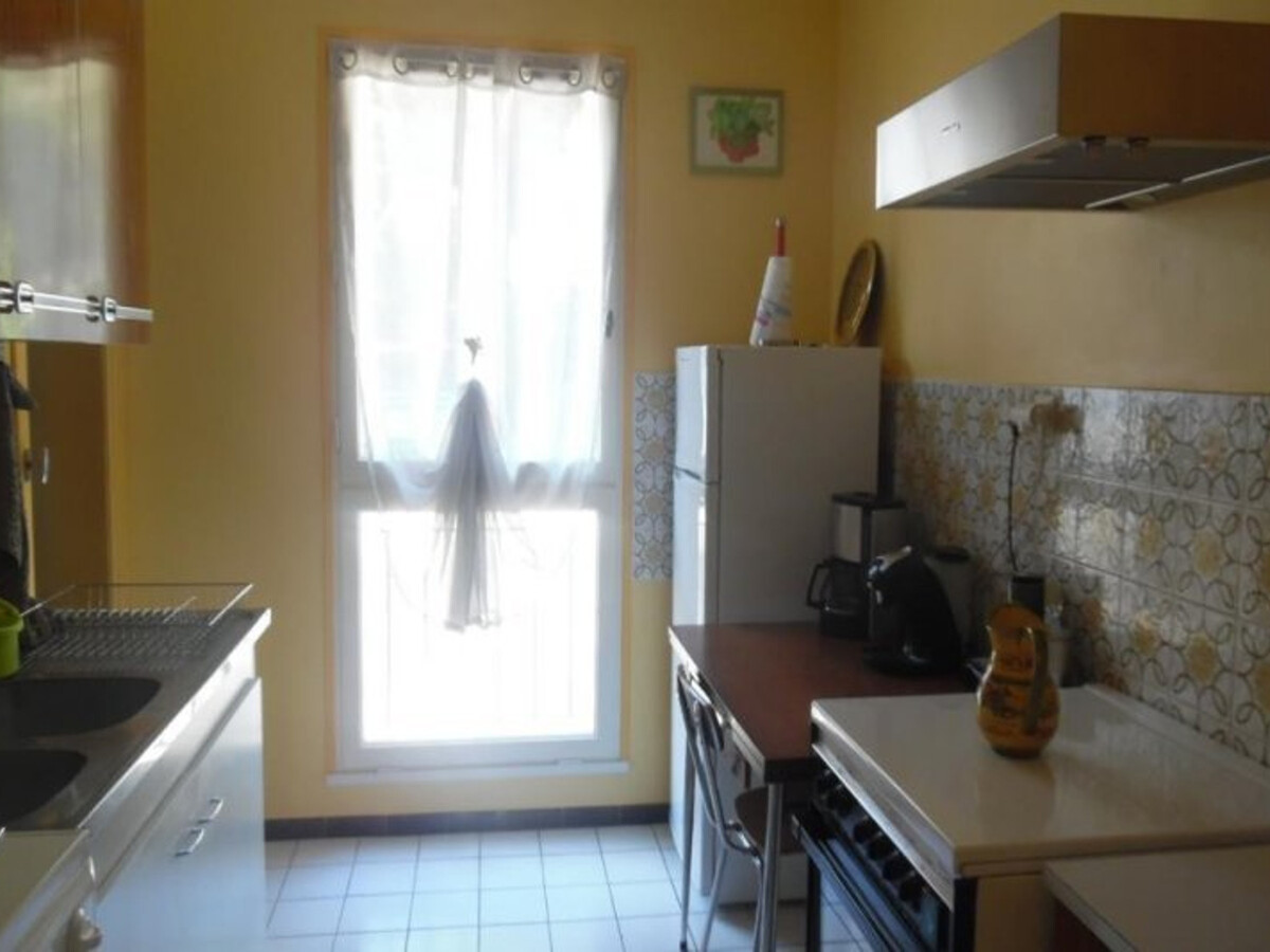F2 45m² terrasse et parking à Amélie-les-Bains - Photo 5