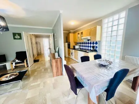 F2 54 m² terrasse sud, 600 m des thermes : photo 4