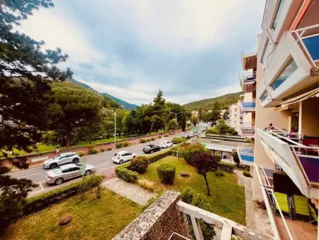 F2 54 m² terrasse sud, 600 m des thermes : photo 7