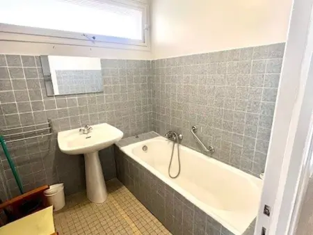 F2 54 m² terrasse sud, 600 m des thermes : photo 9