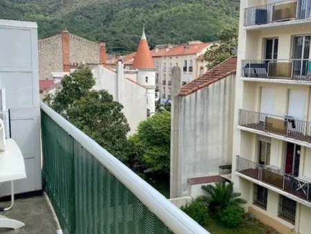 Location appartement à Amélie les Bains Palalda, Charmant Studio Centre Amélie-les-Bains avec Balcon, Garage et Ascenseur 