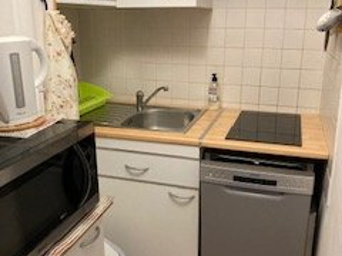 F2 28 m² avec loggia, parking et animaux admis - Photo 7
