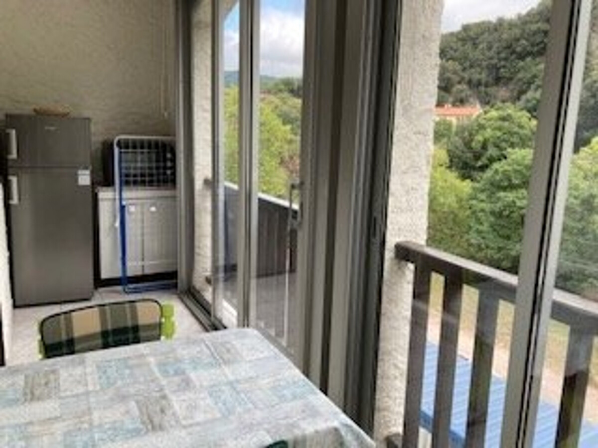 F2 28 m² avec loggia, parking et animaux admis - Photo 9