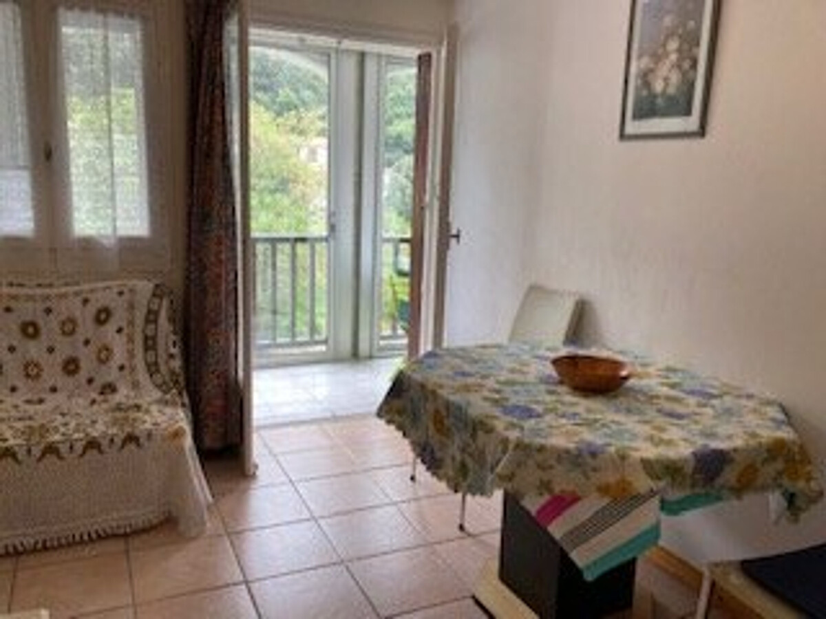 F2 28 m² avec loggia, parking et animaux admis - Photo 11