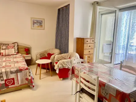 Studio 31m² avec loggia à 50m des cures : photo 6