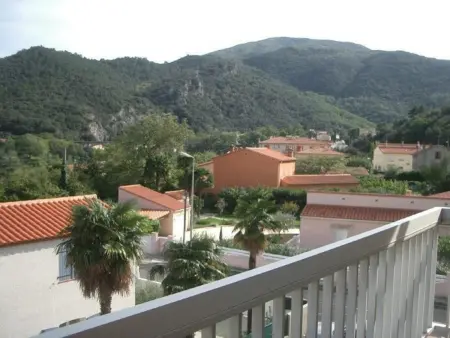 Charmant F1bis avec Balcon et Garage à 10min des Thermes - Amélie-les-Bains - Photo 6