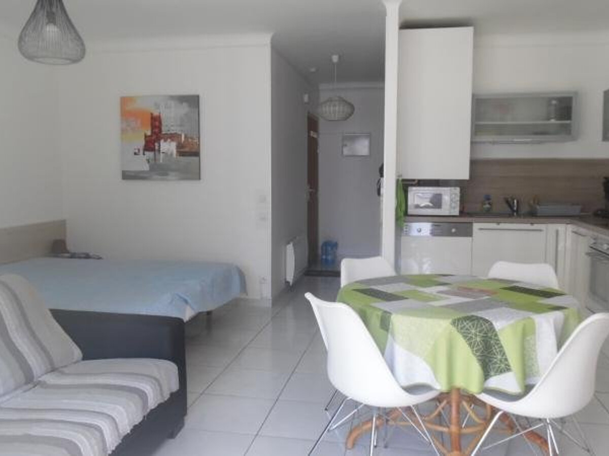 Studio 35 m² avec loggia à 100 m des thermes - Photo 3