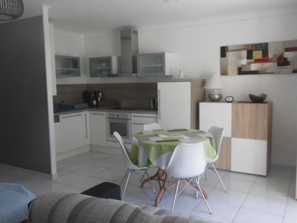 Studio 35 m² avec loggia à 100 m des thermes - Photo 8