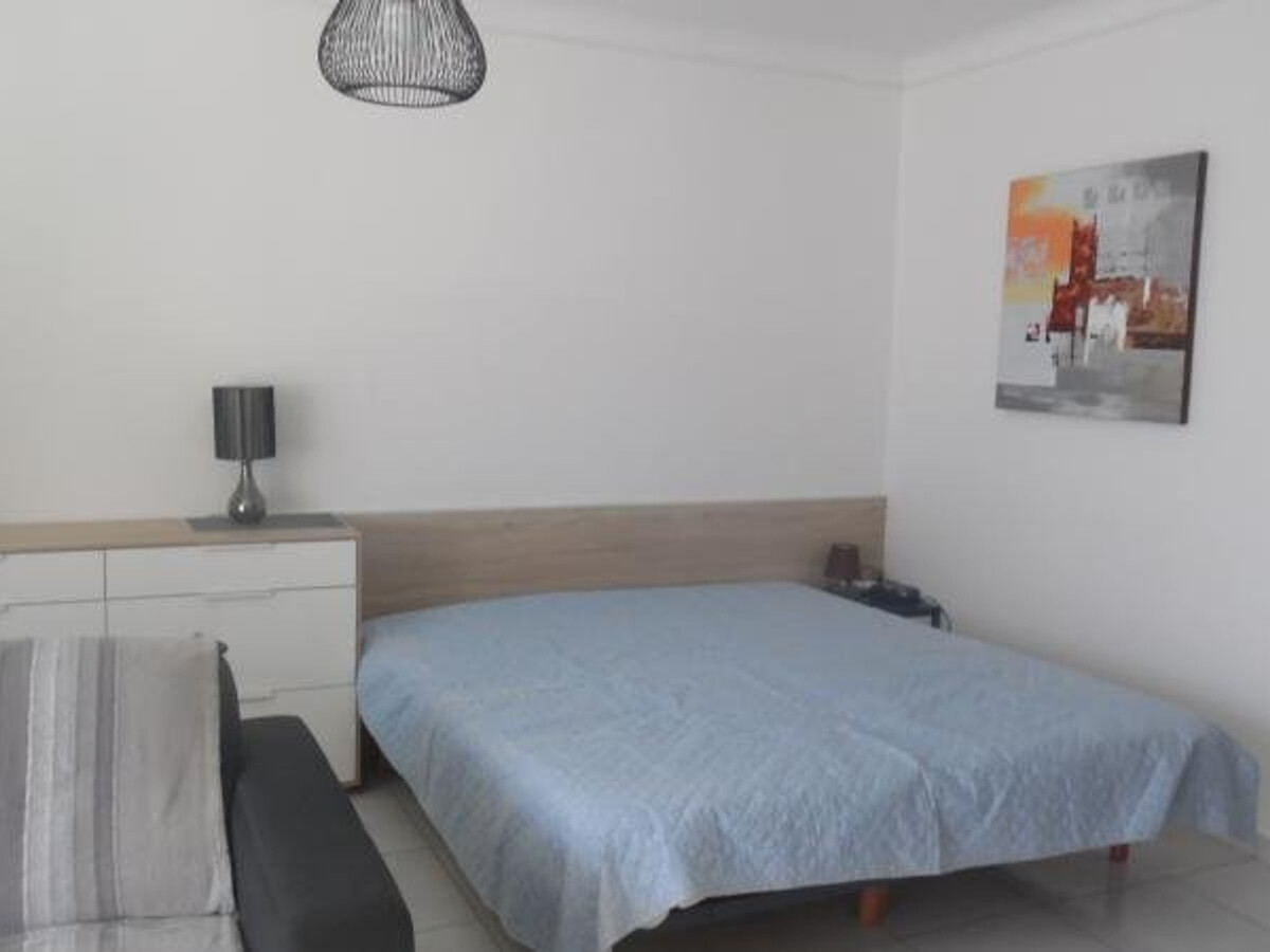 Studio 35 m² avec loggia à 100 m des thermes - Photo 10
