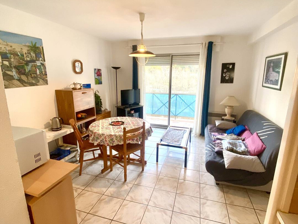 F2 balcon 40m² à 50m des Thermes d'Amélie-les-Bains - Photo 1