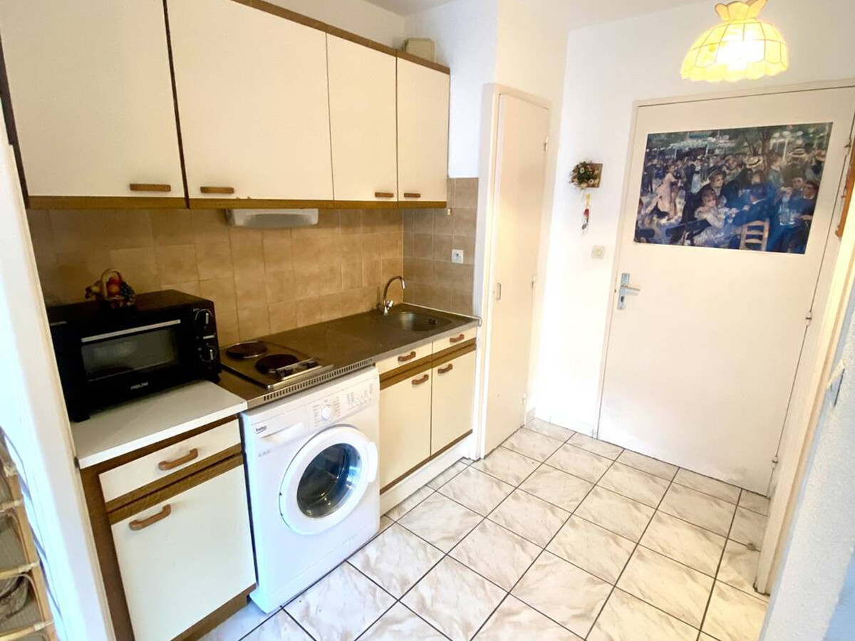 F2 balcon 40m² à 50m des Thermes d'Amélie-les-Bains - Photo 11
