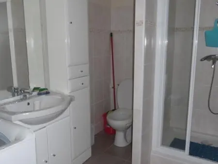 F2 balcon et parking à 100m des cures – Amélie-les-Bains : photo 7
