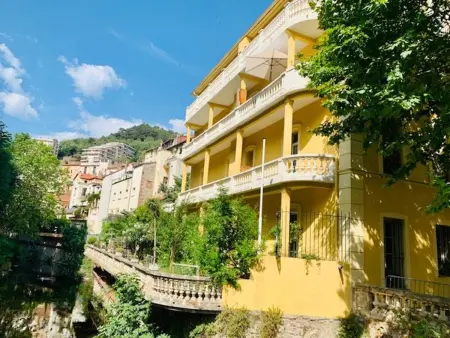 F2 balcon et parking à 100m des cures – Amélie-les-Bains : photo 11