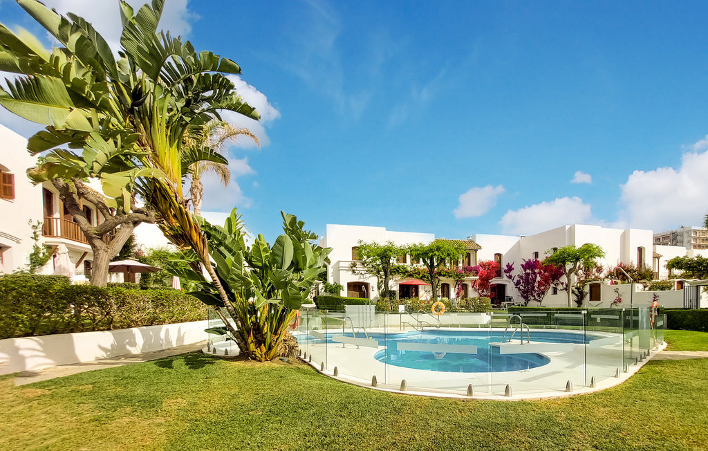 Appartement 2 chambres en bord de plage à Estepona, Espagne - Photo 1