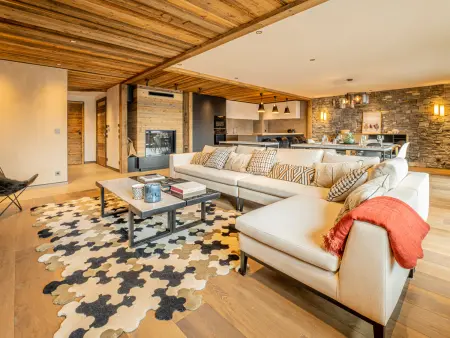 Duplex 5 chambres aux Allues avec conciergerie 5* : photo 17