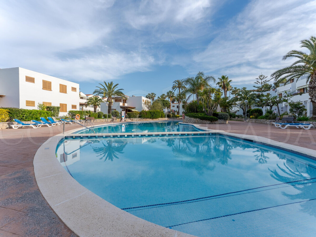 Appartement 6 pers. rez-de-chaussée, terrasse & piscine à La Pineda - Photo 5