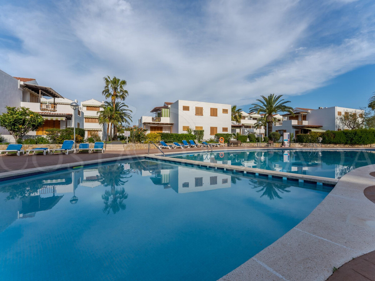 Appartement 6 pers. rez-de-chaussée, terrasse & piscine à La Pineda - Photo 6