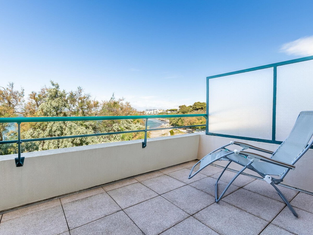 Appartement 2 pièces cabine climatisé, terrasse 25m² à Sète - Photo 2