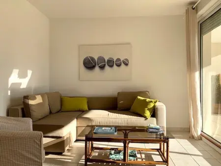 Appartement climatisé avec terrasse 21 m² à Mèze : photo 2