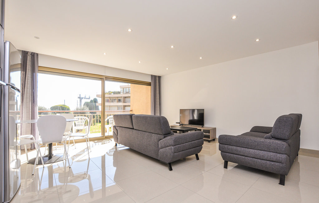 Appartement 70 m² à Cannes, balcon face jardin, proche plage - Photo 5