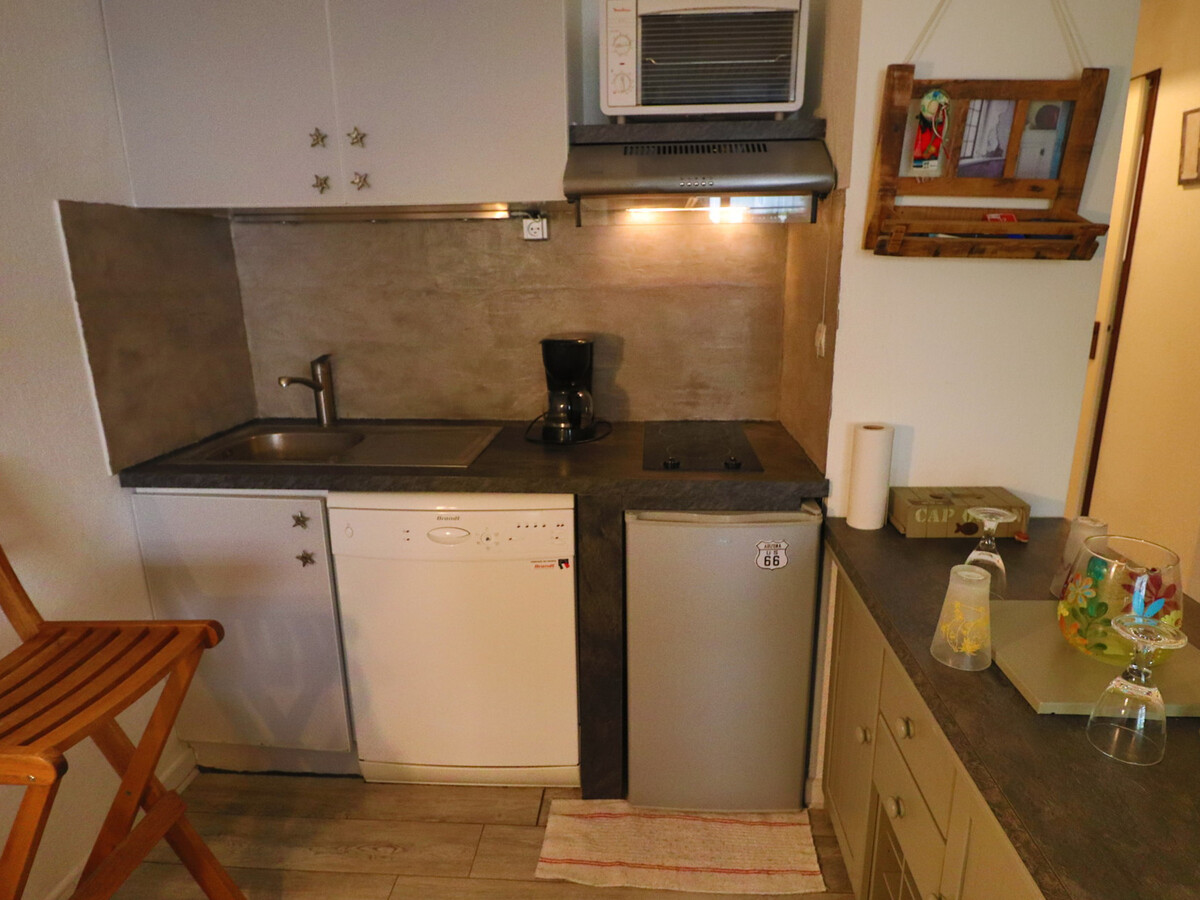 2 pièces climatisé avec loggia vitrée 14m² à Sète - Photo 5
