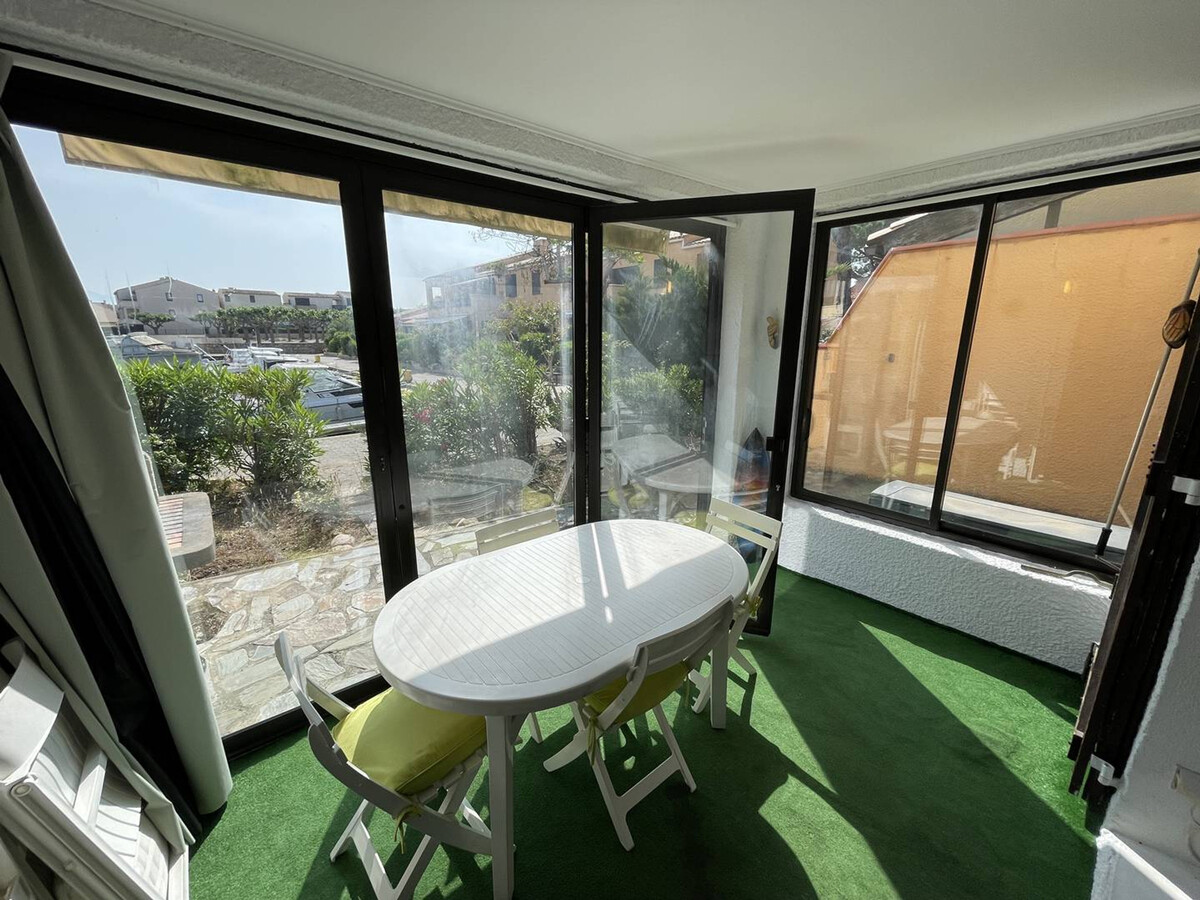 T3 climatisé avec terrasse 20m² et vue marina - Photo 7