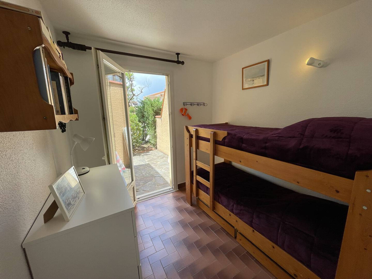T3 climatisé avec terrasse 20m² et vue marina - Photo 15