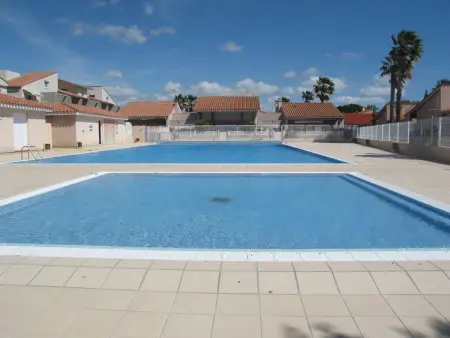 Location appartement à Saint Cyprien, Appartement T2 avec 5 couchages, piscine, tennis, proche plage et port, animaux admis - Saint-Cyprien
