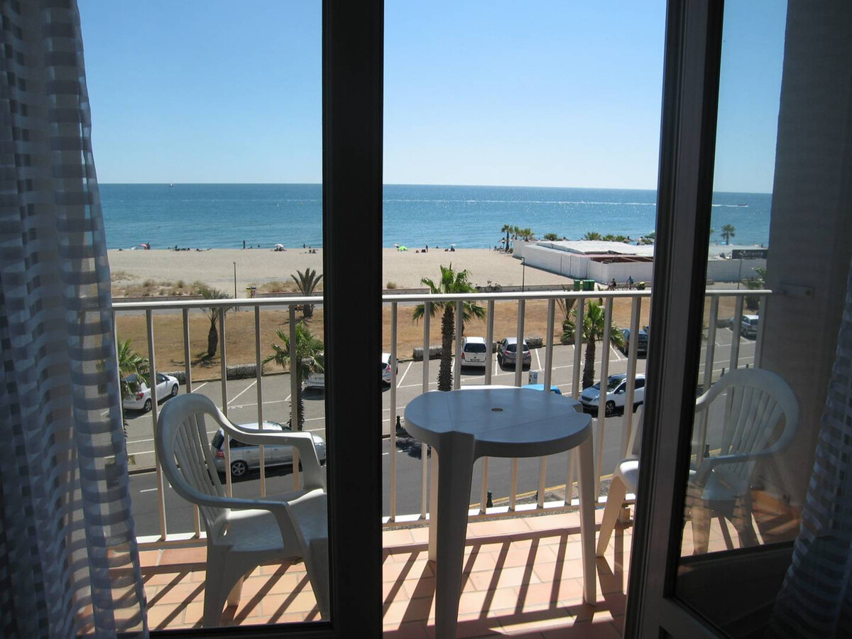 T2 rénové face plage avec balcon, Saint-Cyprien - Photo 9