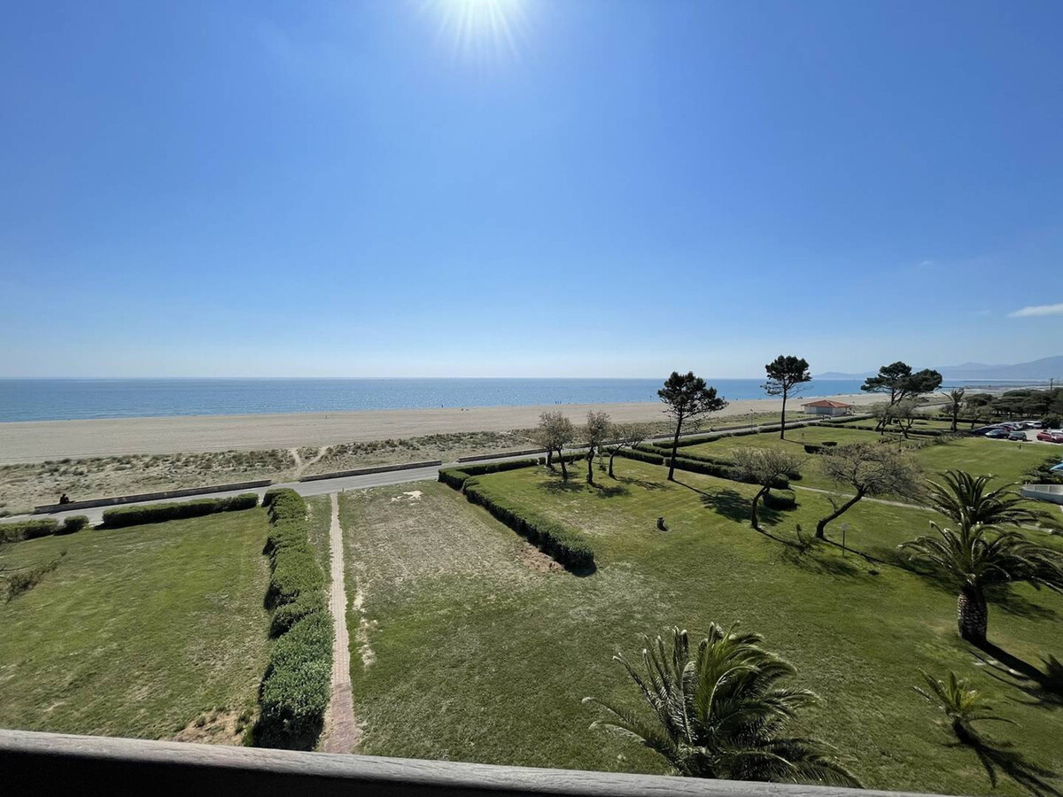 T2 front de mer avec loggia à Saint-Cyprien - Photo 17