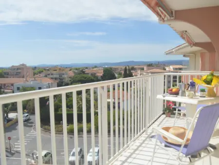 Location appartement à Fréjus, Appartement à Fréjus avec terrasse et ménage inclus