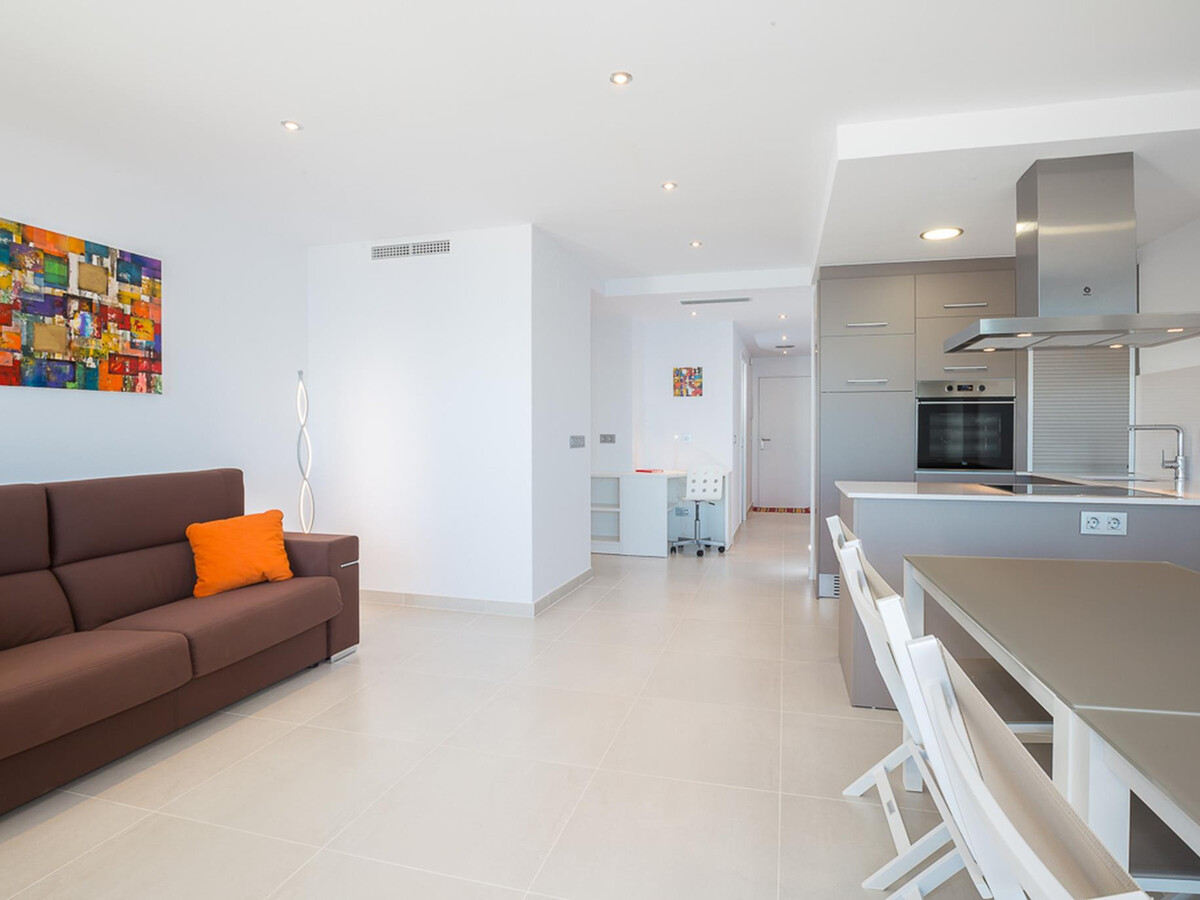 Appartement design face à la plage à Roses, terrasse panoramique - Photo 13